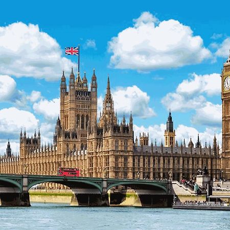 Staylondon - Sleeps 6 With Free Parking - Tourist, Concerts & Matches Exteriér fotografie