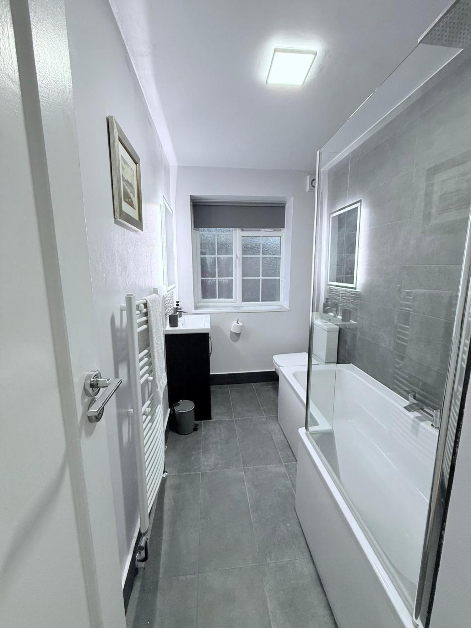 Staylondon - Sleeps 6 With Free Parking - Tourist, Concerts & Matches Exteriér fotografie